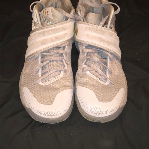 Kyrie 2 battle grey - Picture 3 of 4